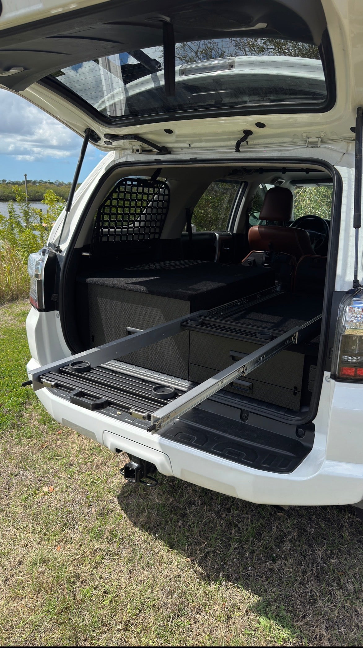 Low-Profile Fridge Slide